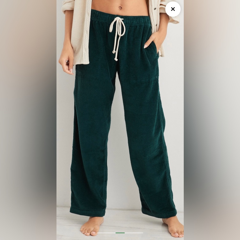 Aerie corduroy low rise pants.